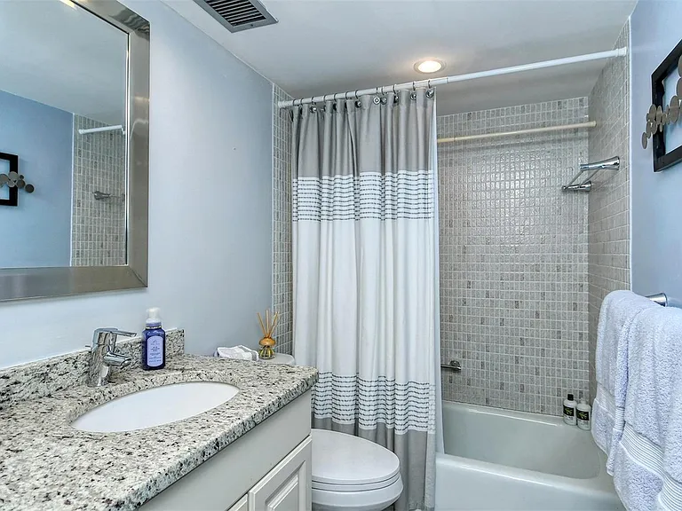 1215 S Portofino Dr #308 — Photo 12