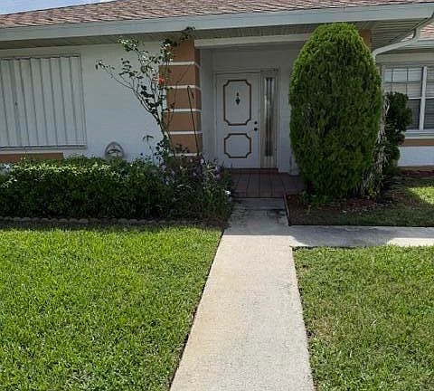 2nd image of 1225 S Lakes End Dr APT A