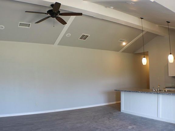 3rd image of 617 N Elkhart Ave #B