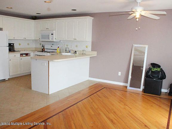 4th image of 318 Nelson Ave