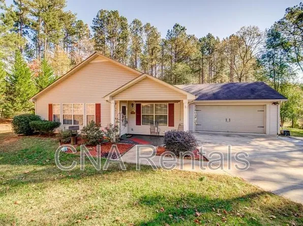 229 Old Carrollton Rd, Newnan, GA 30263
