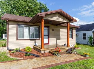 131 Cedar Crest Dr, Lebanon, MO 65536