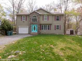 7229 Woods Ln, Tobyhanna, PA