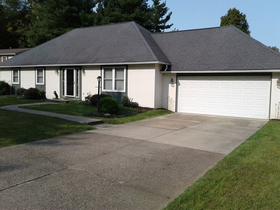 1st image of 1695 Emerald Ct