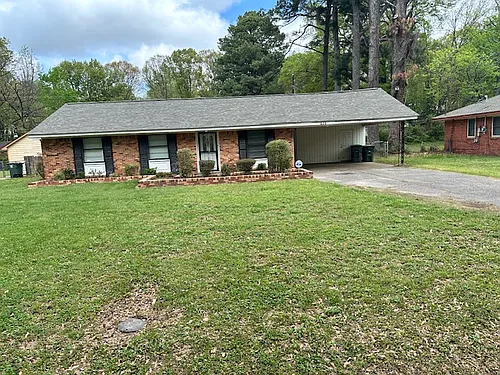1628 Puryear Rd Photo 1