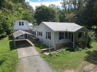 121 Sapwood Dr, Marion, VA 24354