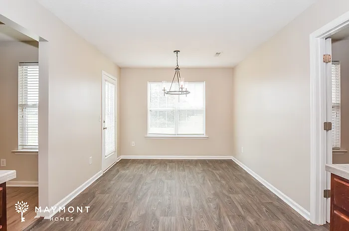 467 Shady Ln — Photo 7