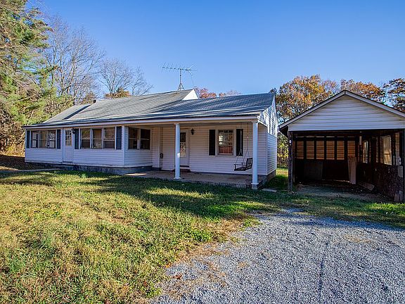 3rd image of 2867 S James River Hwy