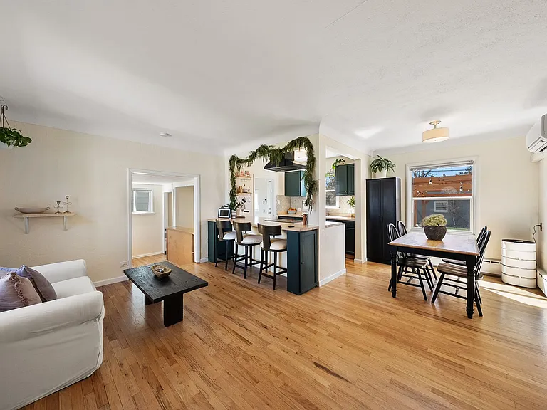 4345L S Washington St — Photo 3