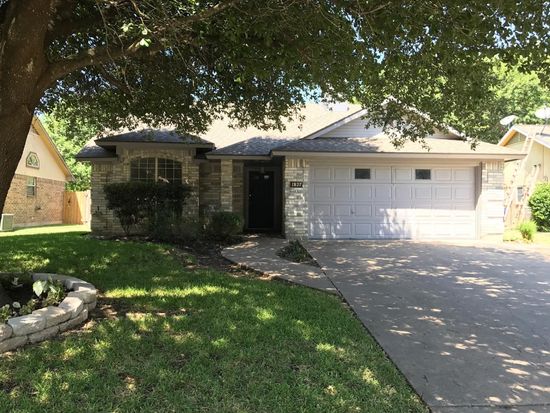 1827 Ramada Dr Waco Tx 76712 Zillow - 