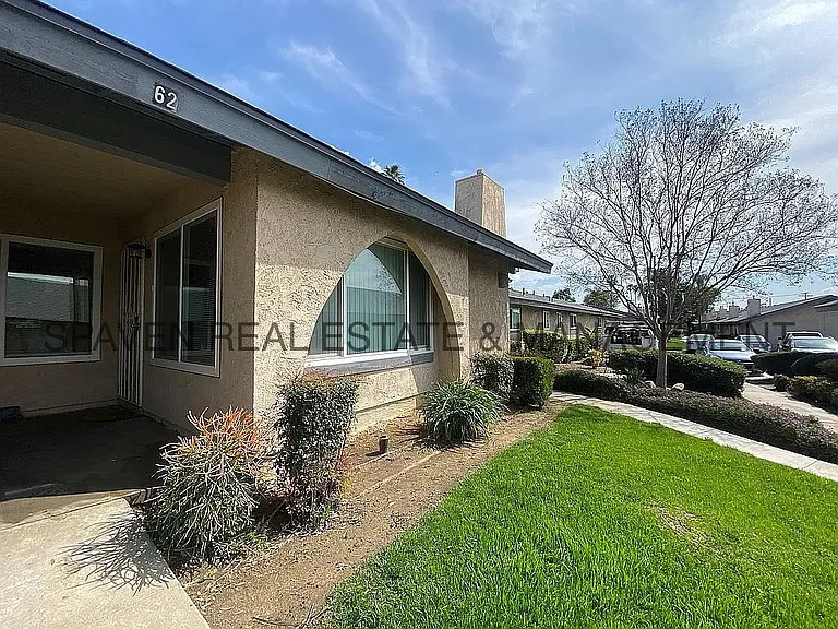 2891 Canyon Crest Dr #62 — Photo 1