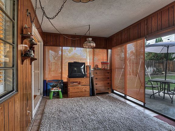 4th image of 16543 Shady Valley Ln