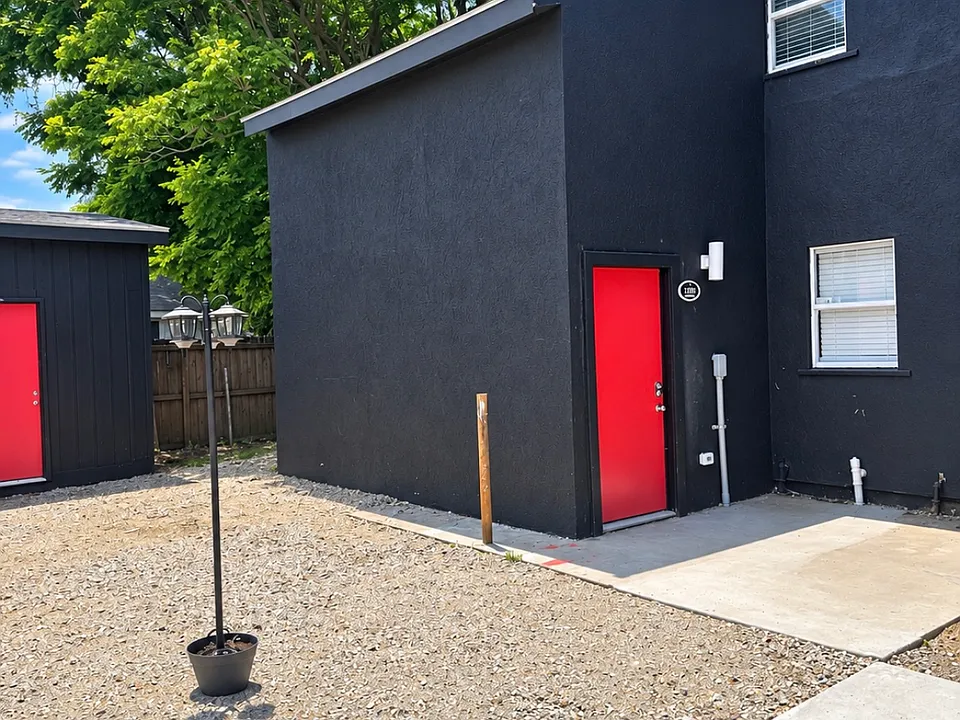 1209 Casa Calvo St
