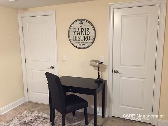 landlord_unit_photo_21054258_9