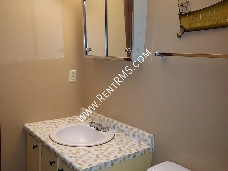 1256 SW Fillmore St — Photo 12
