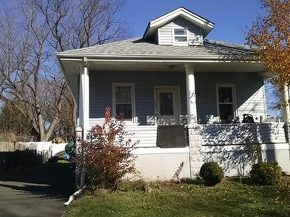 409 Pleasant Ave, Piscataway, NJ 08854