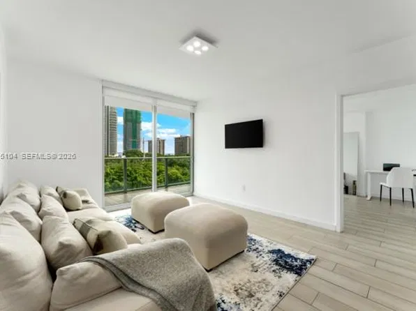 1600 SW 1st Ave APT 707, Miami, FL 33129