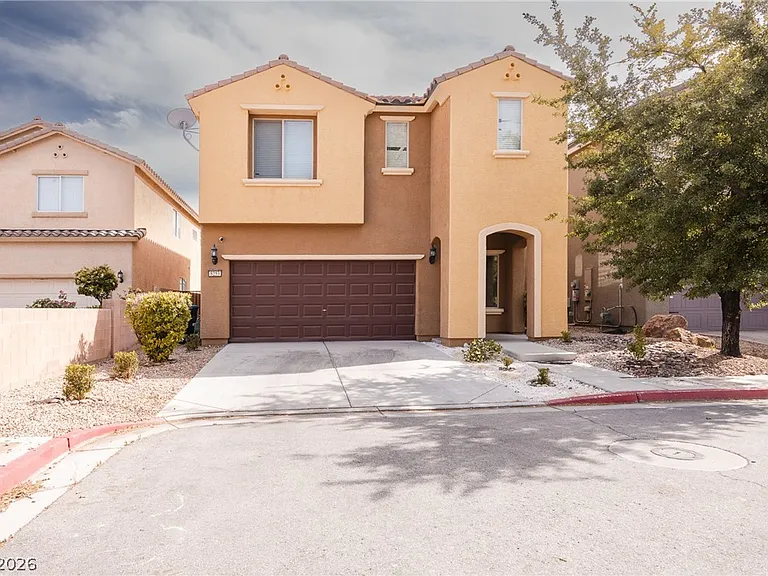 8253 Arden Landing Pl — Photo 1