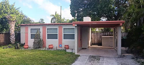 1600 SW 14th St Photo 1