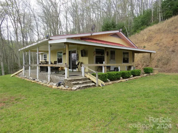 437 Presnell Hollow Rd, Burnsville, NC 28714