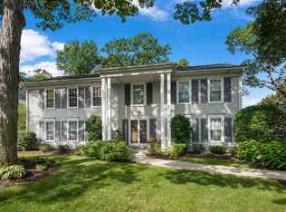 750 Smoke Tree Rd, Deerfield, IL 60015