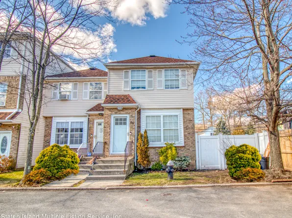 68 Deborah Loop, Staten Island, NY 10312
