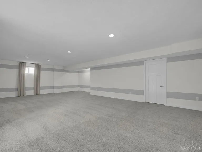 8705 Quietwood Ln — Photo 39