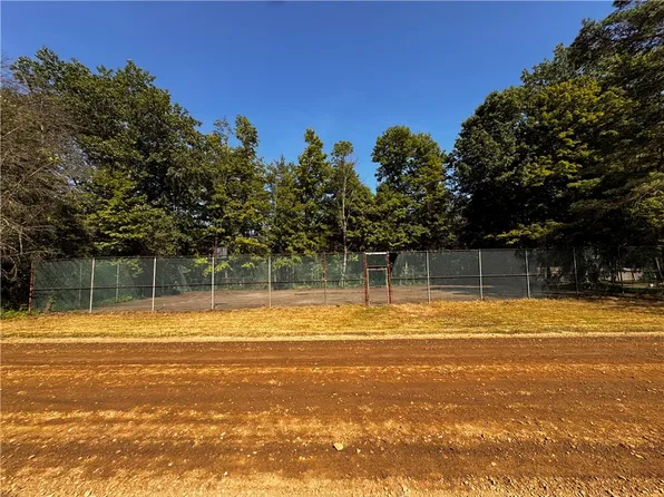 614-637 638 Weed Rd, Union City, PA 16438