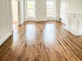 40 Saint Marks Pl, Brooklyn, NY 11217