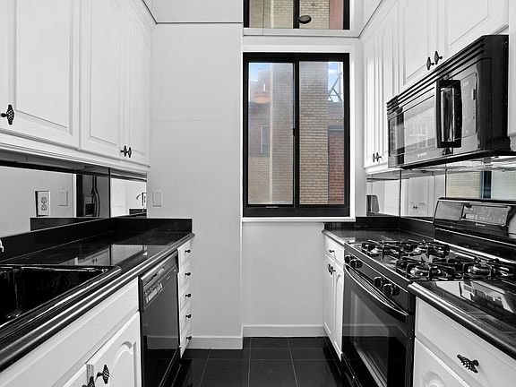 3rd image of 1220 Park Ave #17A