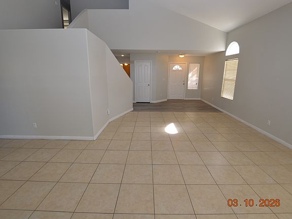 4th image of 8236 Golf Player Ave