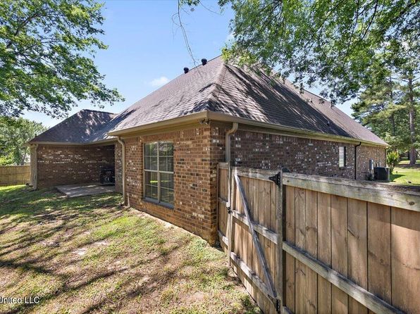 122 Weldon Dr, Madison, MS 39110