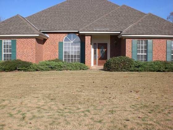 2nd image of 315 Cedar Ridge Dr
