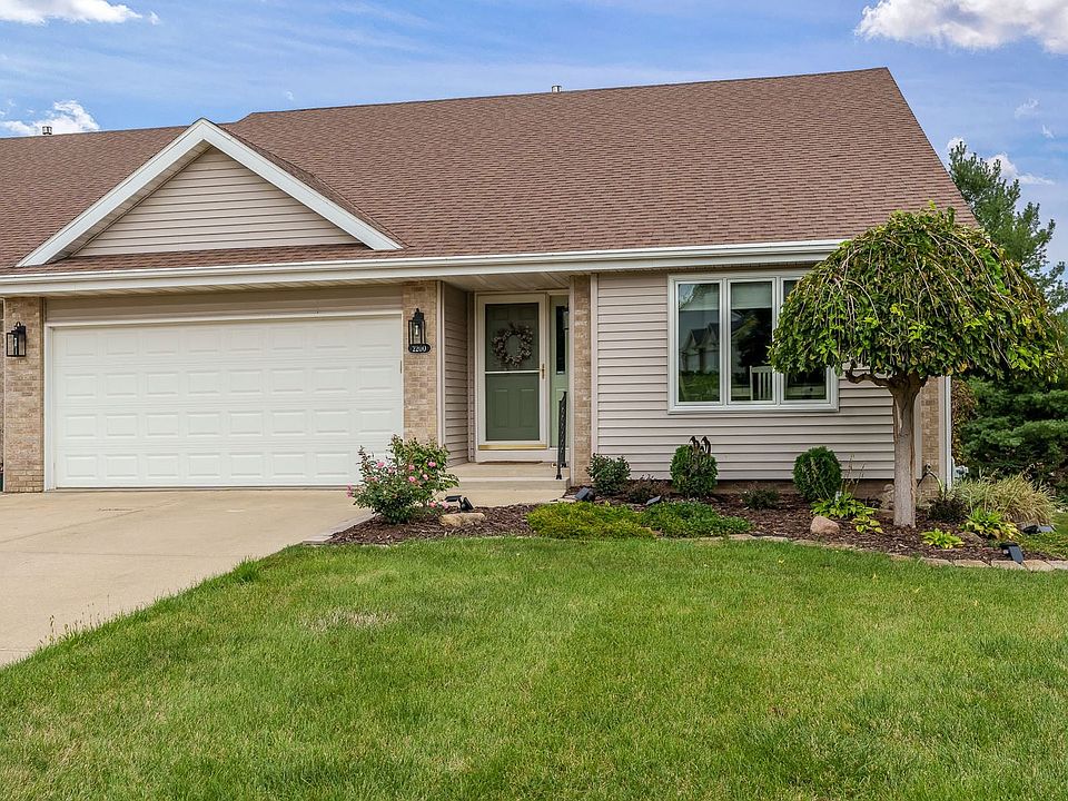 1st image of 2200 Hillside Ct #12