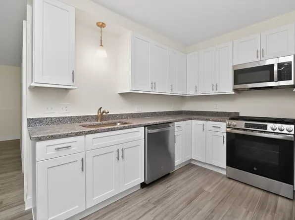 10 Franklin Ave APT G-10, Revere, MA 02151