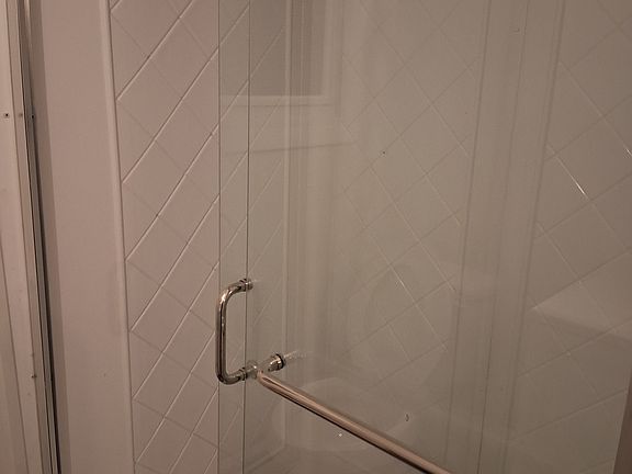 5th image of 2105 4th Ave Unit 2