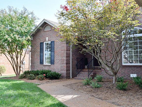 2nd image of 661 Community Ct
