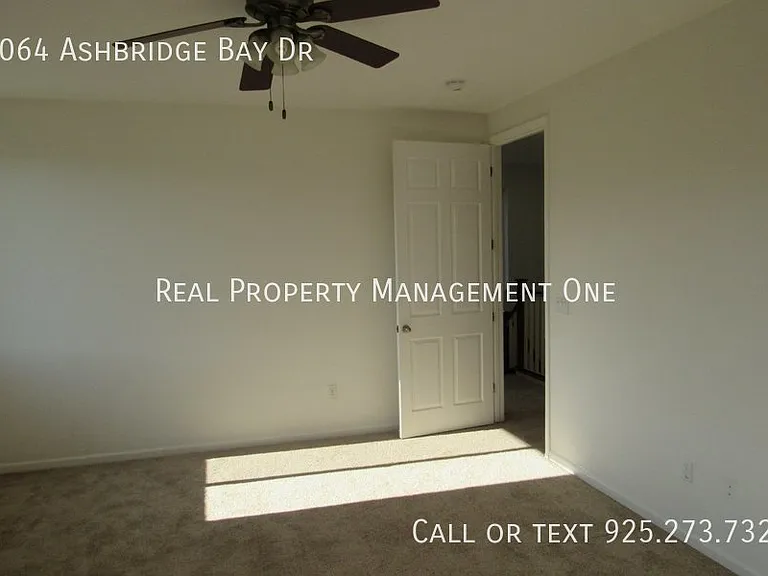 1064 Ashbridge Bay Dr — Photo 19