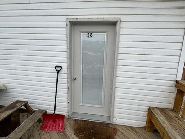 58 N Main St
