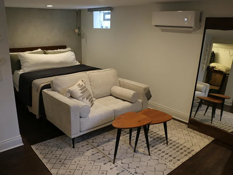 1612 W Le Moyne St #1 — Photo 2