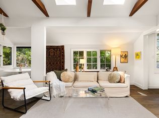 21487 1/2 Encina Rd, Topanga, CA 90290