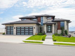 8017 S Red Baron Ln, West Jordan, UT 84081