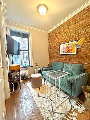 1st image of 280 Mott St #19