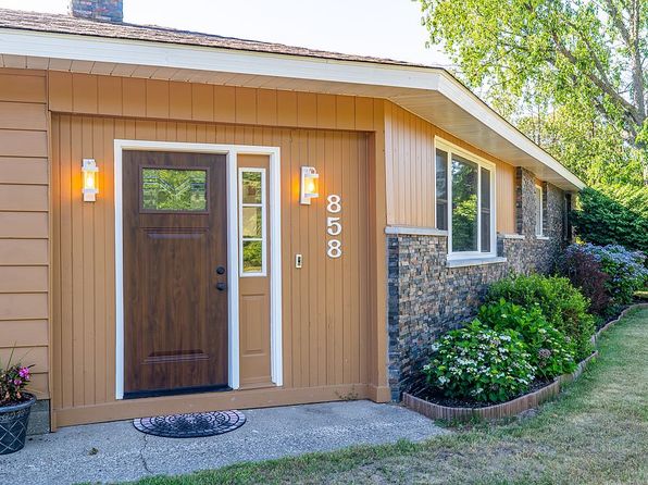 858 Winslow Ct