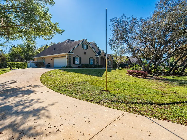 4013 Cree Dr — Photo 37