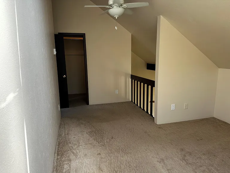 master bedroom 12 X 18 plus walk in closet