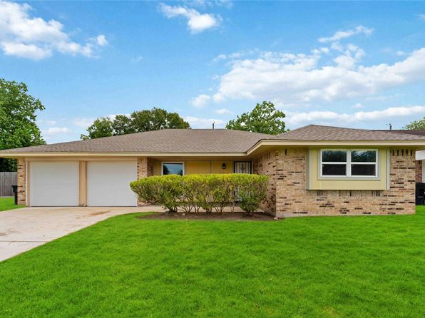 11419 Panay Dr
