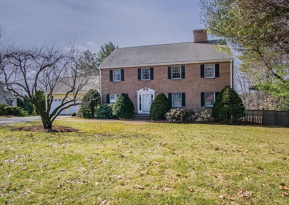 1st image of 109 Blueberry Hill Ln