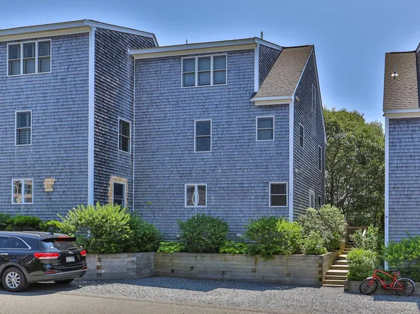 24 Capt Berties Way #UI, Provincetown, MA 02657