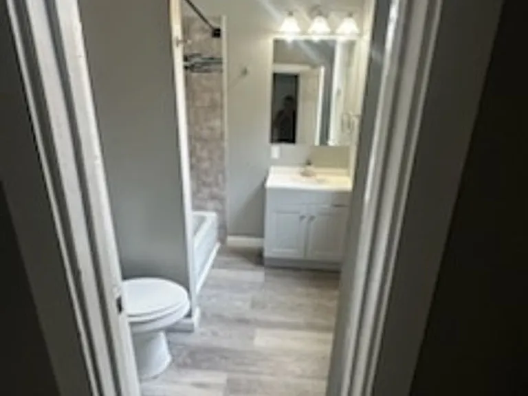 1637 Rutherford Ave #2 — Photo 12